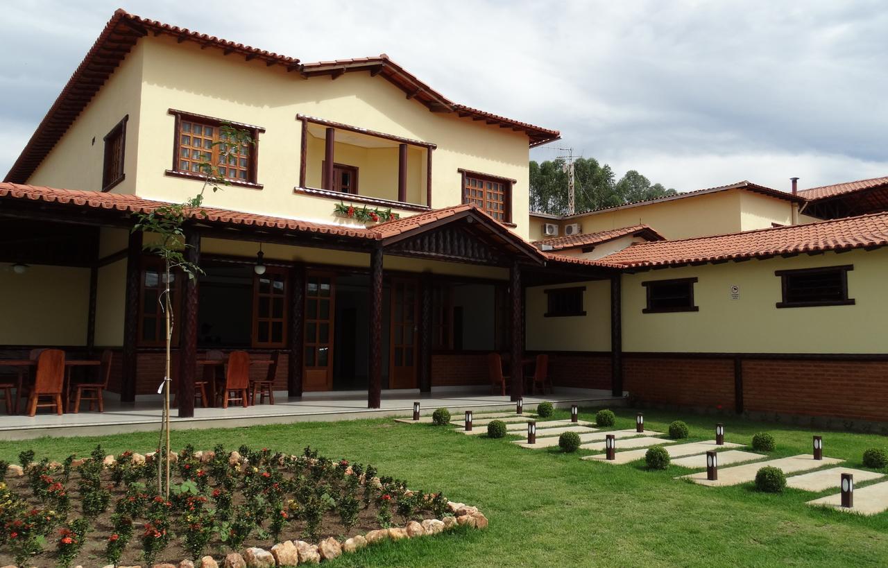 Hotel E Restaurante Sabor De Minas サリナス エクステリア 写真