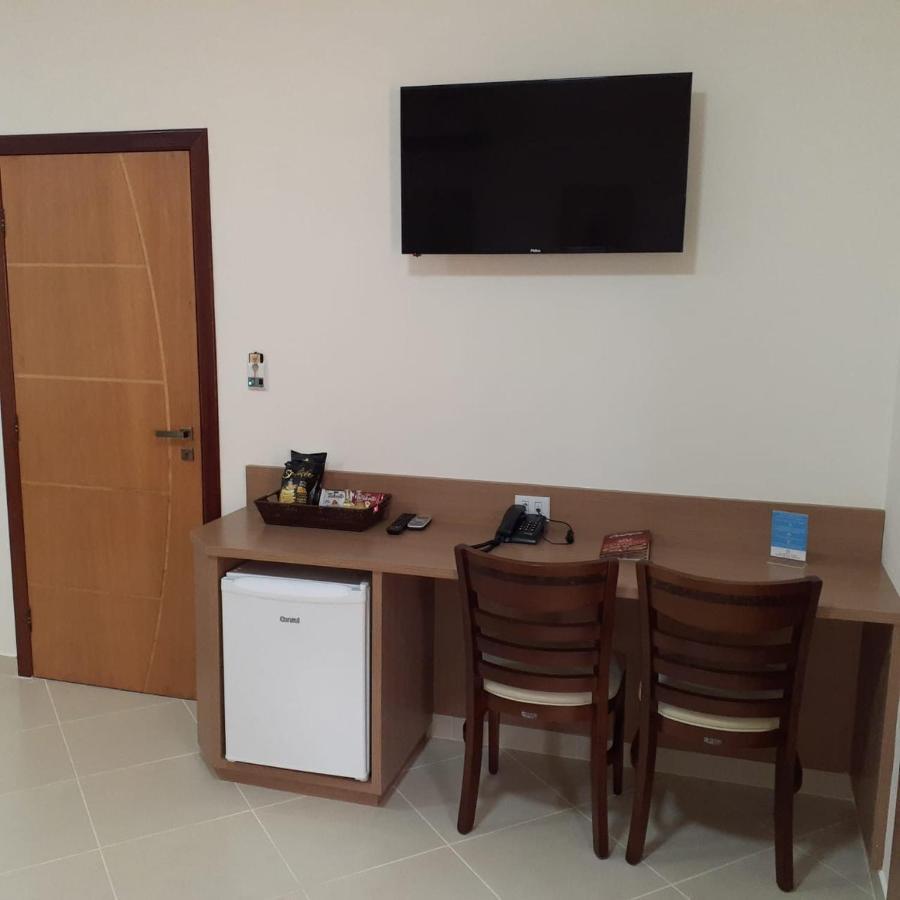 Hotel E Restaurante Sabor De Minas サリナス エクステリア 写真